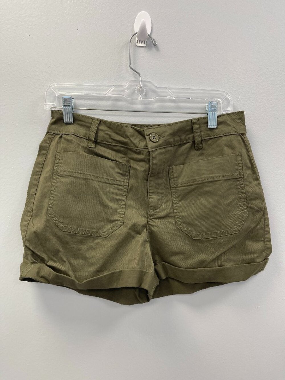 Sanctuary Rolled Cuff Shorts in Olive Green - Size 27 - NWOT